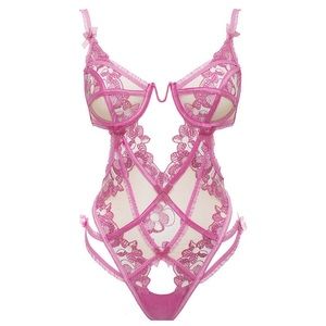 *NWT* For Love 💕 & Lemons 🍋 Bodysuit